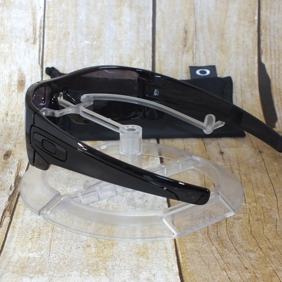 New Oakley Batwolf Sunglasses Polished Black Grey - Picture 7 of 7